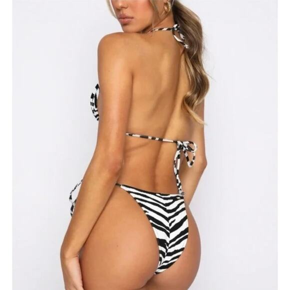 NWT WHITE FOX BOUTIQUE Zebra Print Textured Side Tie Bikini Bottom Sz. Medium - Picture 5 of 5